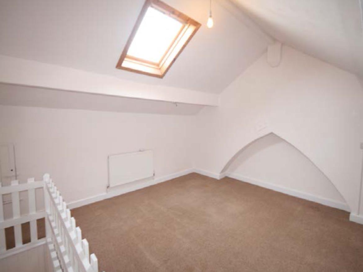 4 bedroom terraced house To Let in Barnoldswick - 12oakterracebarnoldswick-17.jpg